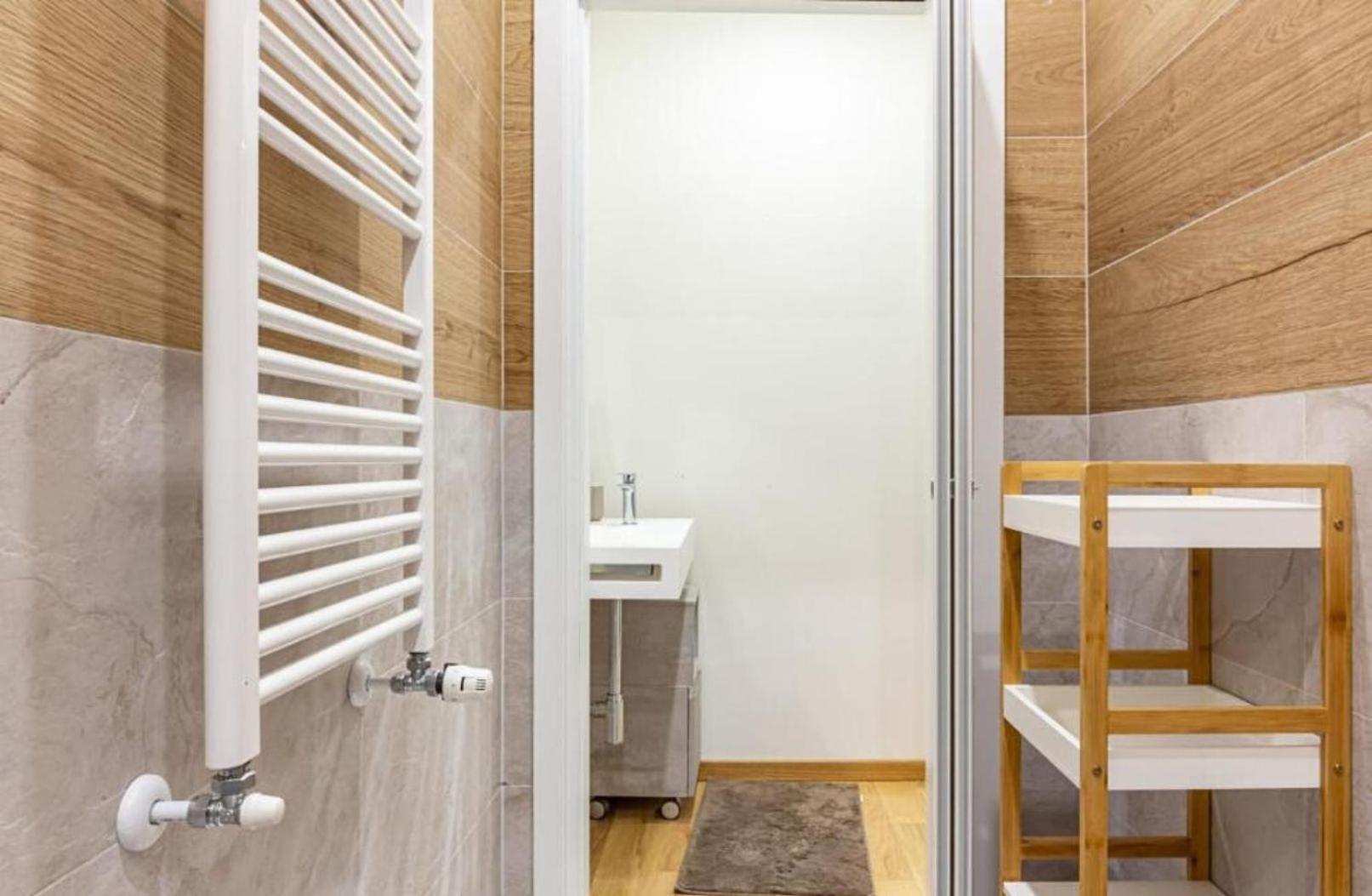 Apartment Casati Station Metro M1, M2, M3