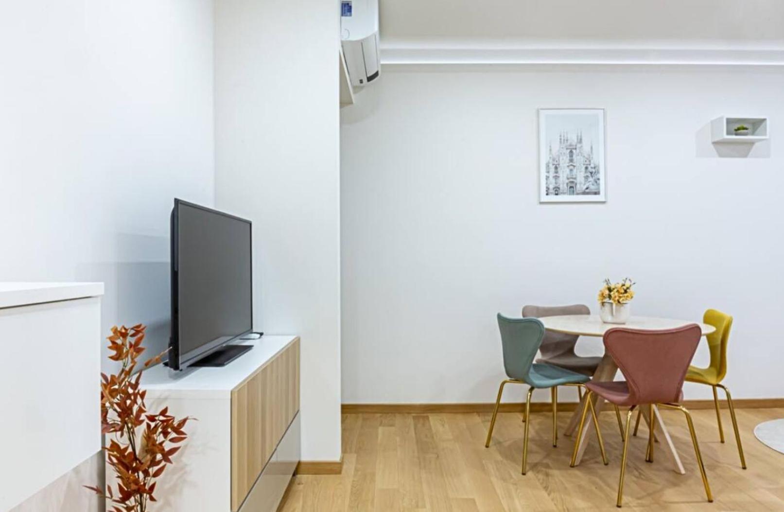 Apartment Casati Station Metro M1, M2, M3 *