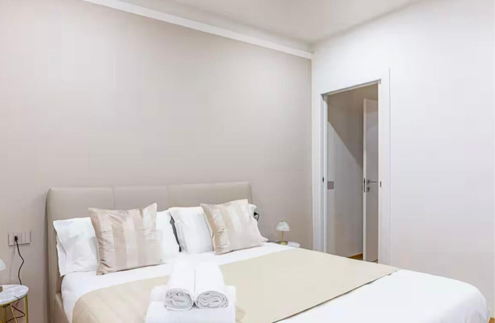 Apartment Casati Station Metro M1, M2, M3 Milan